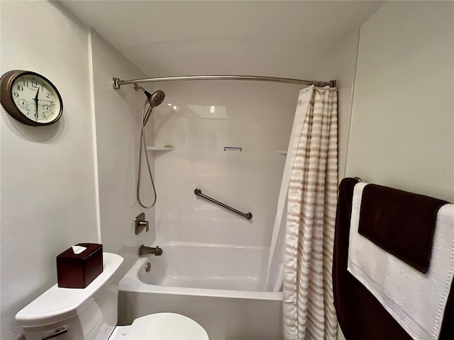 2131 Ridge Rd S Unit 76, Largo, FL 33778 - bathroom featuring toilet and shower / bath combo