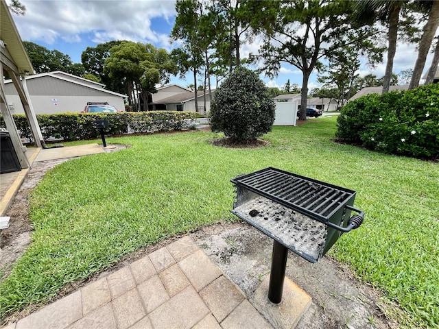 2131 Ridge Rd S Unit 76, Largo, FL 33778 - view of green lawn
