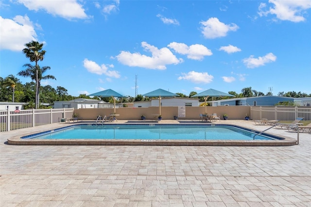 2131 Ridge Rd S Unit 76, Largo, FL 33778 - community pool with a patio area