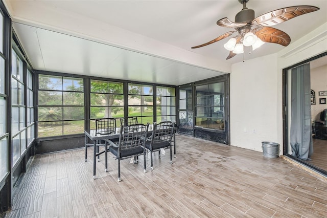 13127 Topflite Ct, Hudson, FL 34669 - sunroom with ceiling fan