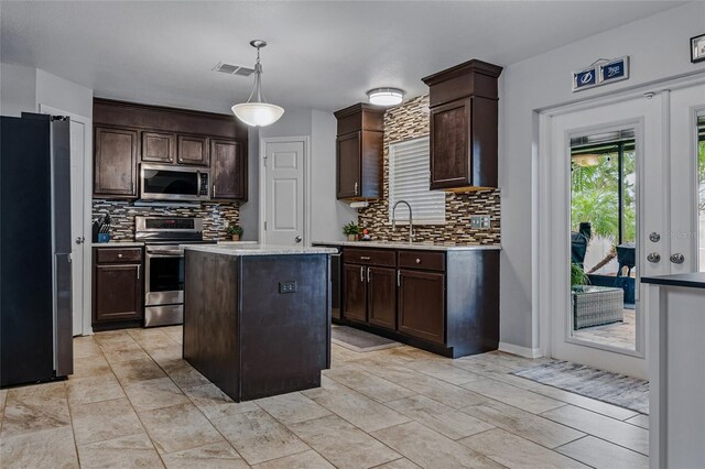 30317 Rattana Ct, Wesley Chapel, FL 33545 - photo 5
