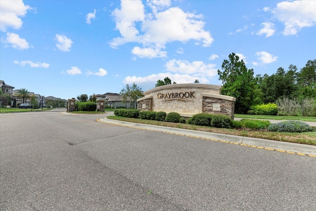 33219 Kateland Dr, Wesley Chapel, FL 33545 - community sign with a gate