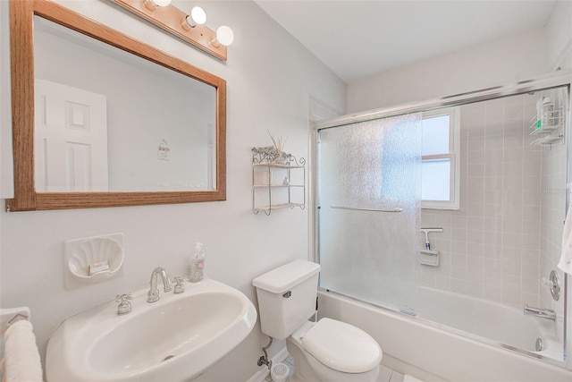 7823 Hardwick Dr Unit 224, New Port Richey, FL 34653 - full bath with a sink, toilet, and enclosed tub / shower combo
