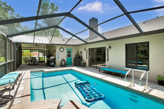 12219 Steppingstone Blvd, Tampa, FL 33635 - outdoor pool with a patio area, ceiling fan, and a lanai