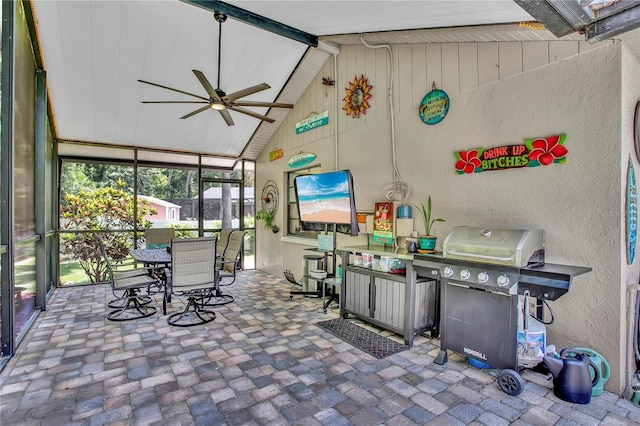 12219 Steppingstone Blvd, Tampa, FL 33635 - sunroom / solarium featuring a ceiling fan and outdoor dining space