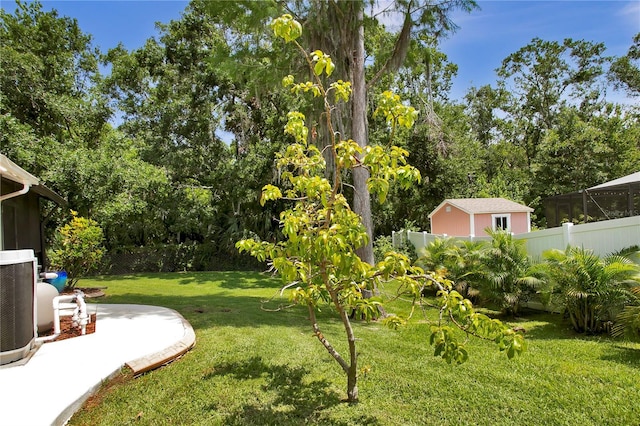 12219 Steppingstone Blvd, Tampa, FL 33635 - view of yard