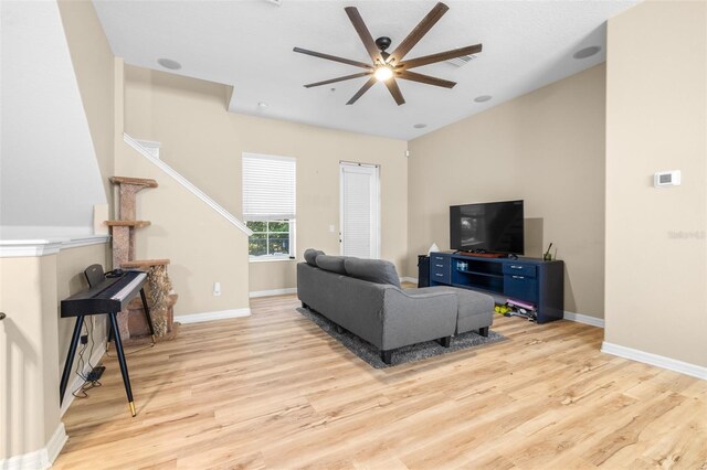 962 Sombra St, Tampa, FL 33619 - photo 12