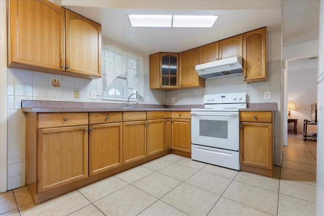 9927 Woodridge Ct, Port Richey, FL 34668 - photo 7