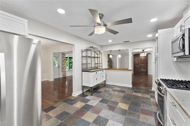 996 56th Ave S, Saint Petersburg, FL 33705 - photo 5