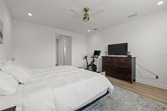 3541 Great Banyan Way, Wesley Chapel, FL 33543 - bedroom featuring wood finished floors, recessed lighting, and ceiling fan