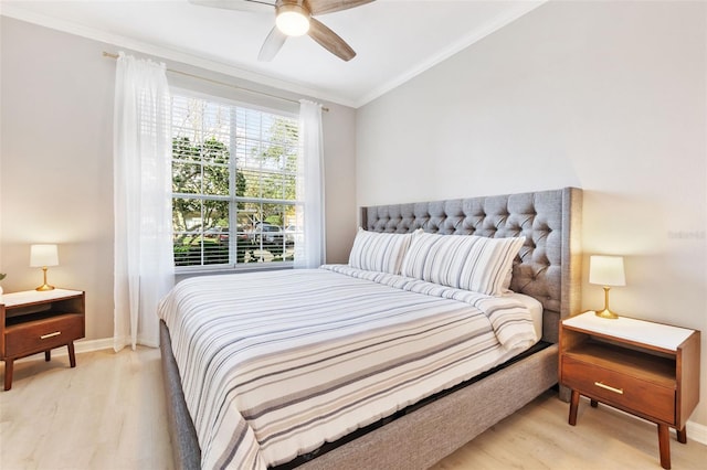 10412 White Lake Ct, Tampa, FL 33626 - bedroom featuring light wood-type flooring, ornamental molding, lofted ceiling, baseboards, and ceiling fan