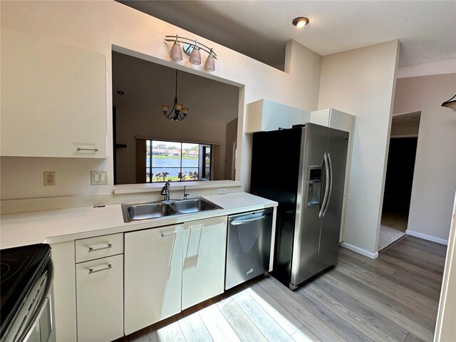 907 San Carlos Ave NE, Saint Petersburg, FL 33702 - photo 8