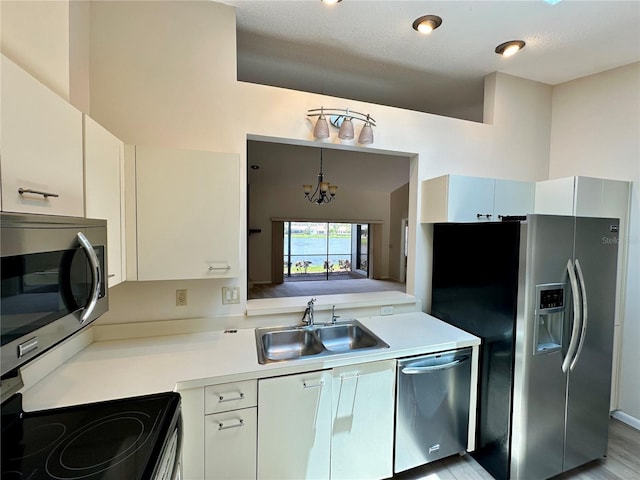 907 San Carlos Ave NE, Saint Petersburg, FL 33702 - photo 10