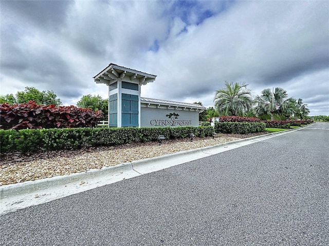 10347 Heron Hideaway Loop, Land O Lakes, FL 34638 - view of community sign