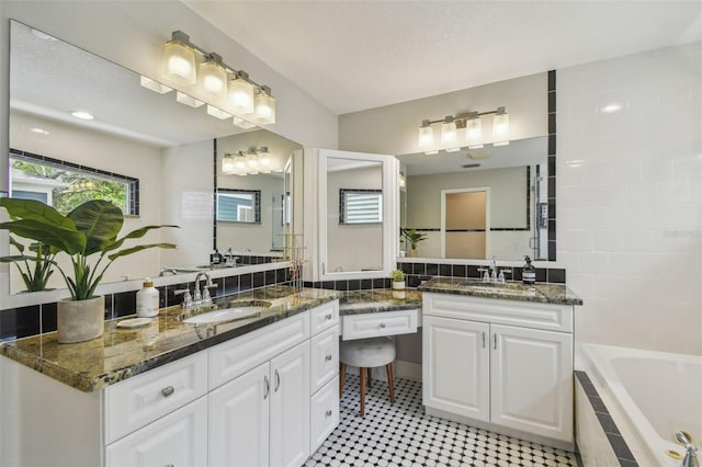 2522 W Watrous Ave, Tampa, FL 33629 - full bathroom with vanity and tiled tub