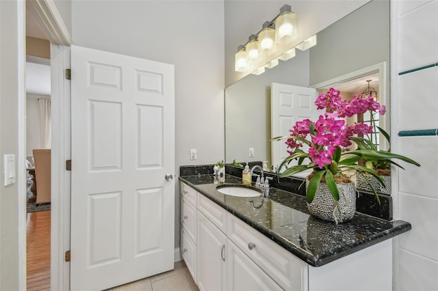 2522 W Watrous Ave, Tampa, FL 33629 - bathroom featuring vanity