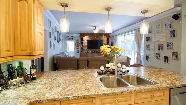 8679 Burning Tree Cir, Seminole, FL 33777 - photo 18