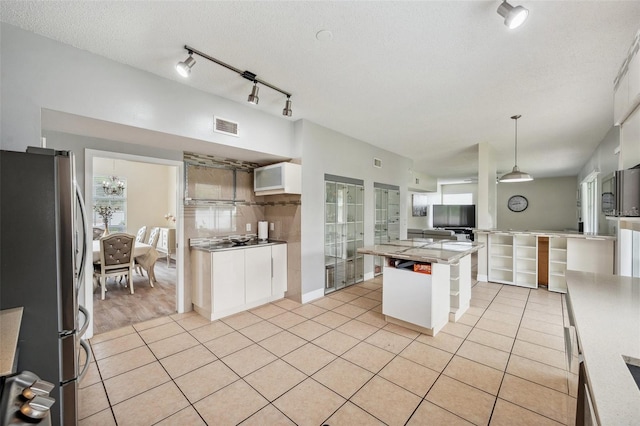 27133 Sea Breeze Way, Wesley Chapel, FL 33544 - photo 59
