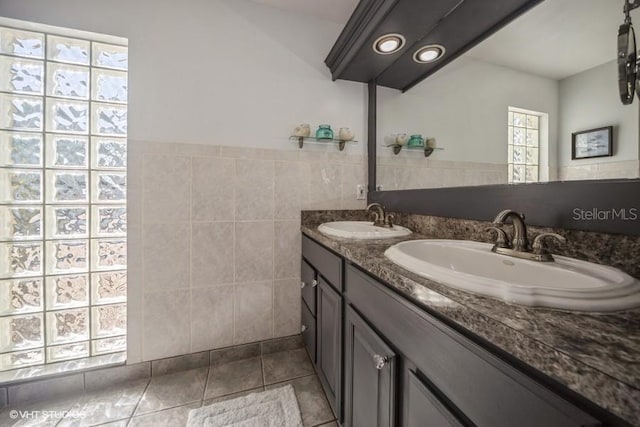 6503 Santiago Ct, Apollo Beach, FL 33572 - photo 18