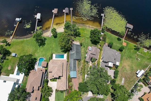 14808 Lake Magdalene Cir, Tampa, FL 33613 - aerial view of property and surrounding area featuring nearby suburban area