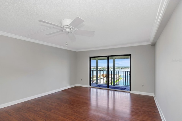 7300 Sun Island Dr S Unit 1505, South Pasadena, FL 33707 - empty room featuring wood finished floors, ornamental molding, a textured ceiling, and ceiling fan