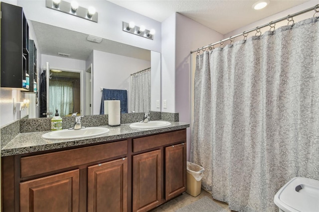 14206 Covert Green Pl, Riverview, FL 33579 - bathroom featuring double vanity