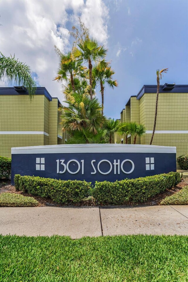 1301 S Howard Ave Unit A22, Tampa, FL 33606 - view of community / neighborhood sign