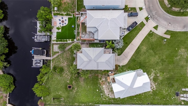 6512 Simone Shores Cir, Apollo Beach, FL 33572 - bird's eye view of a large body of water