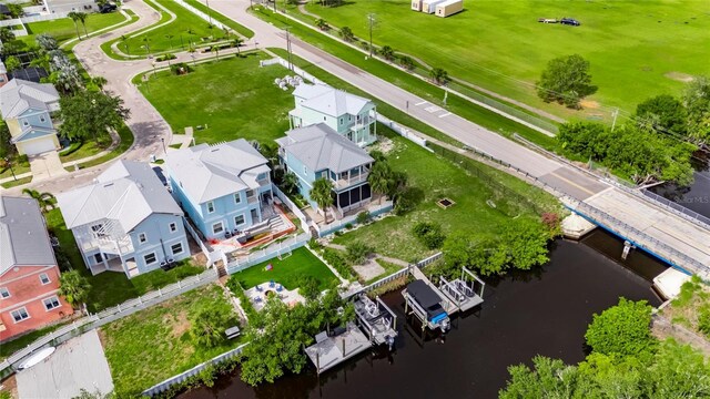 6512 Simone Shores Cir, Apollo Beach, FL 33572 - aerial perspective of suburban area featuring a large body of water