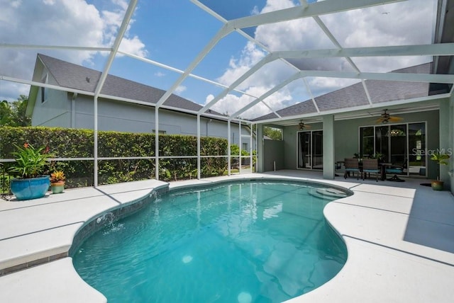 15309 Palomapark Ln, Lithia, FL 33547 - view of pool featuring ceiling fan, a patio area, and a lanai