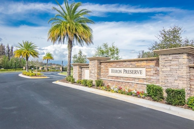 10707 Pegasus Valley Ct, Tampa, FL 33647 - photo 3
