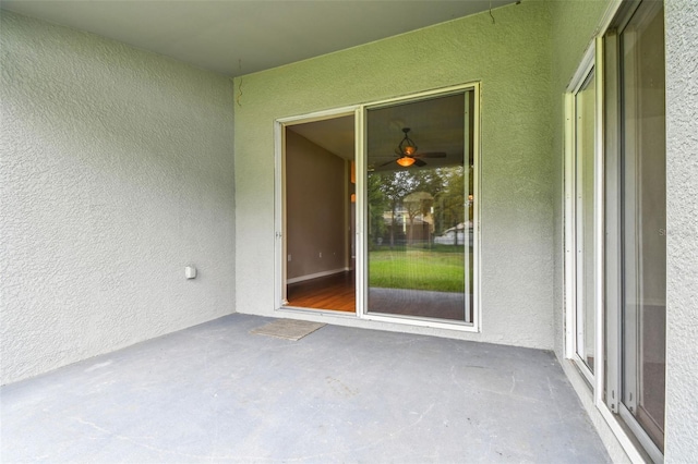 15709 Leatherleaf Ln, Land O Lakes, FL 34638 - view of patio / terrace