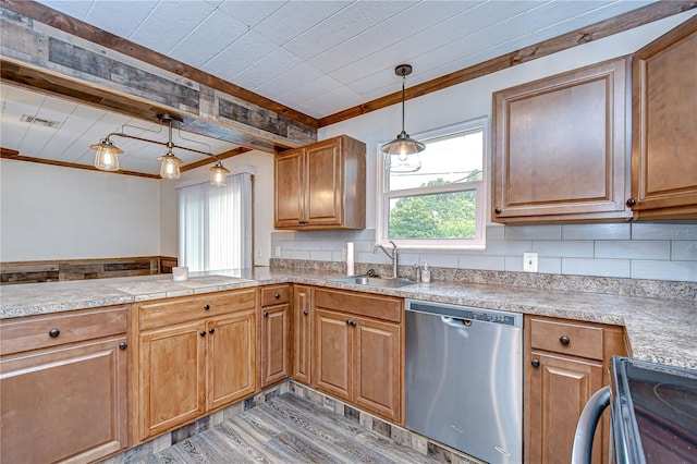 40019 Pretty Redbird Rd, Zephyrhills, FL 33540 - kitchen featuring dishwasher, a sink, ornamental molding, range with electric cooktop, and light wood-style floors