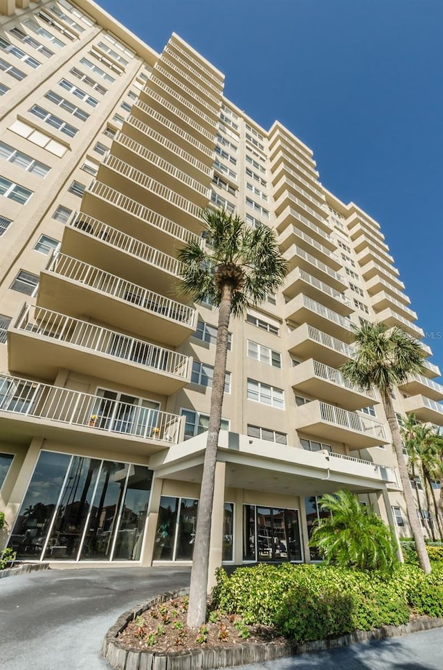 1621 Gulf Blvd Unit 407, Clearwater Beach, FL 33767 - view of apartment building / complex