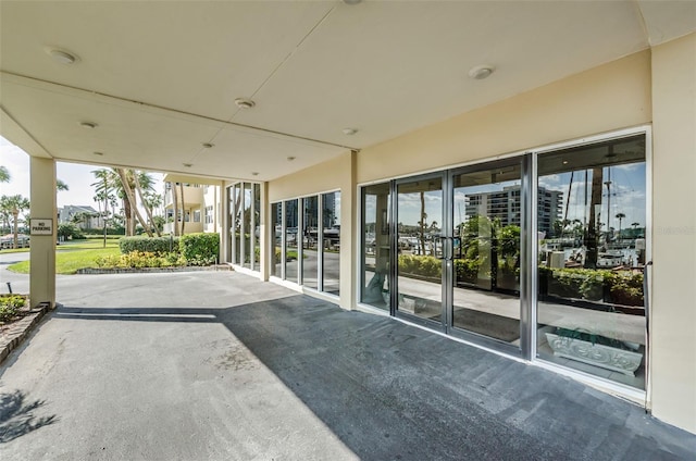 1621 Gulf Blvd Unit 407, Clearwater Beach, FL 33767 - view of patio / terrace