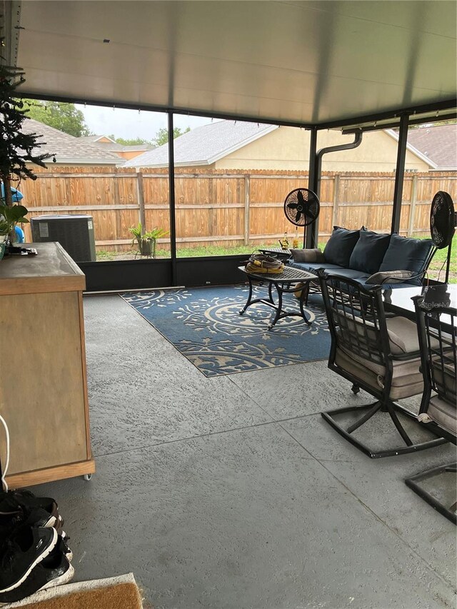 6905 Summer Harbor Ln, Riverview, FL 33578 - sunroom / solarium with outdoor lounge area and healthy amount of natural light
