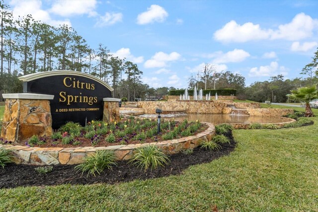 2541 W Castle Rd, Citrus Springs, FL 34434 - community sign with a yard