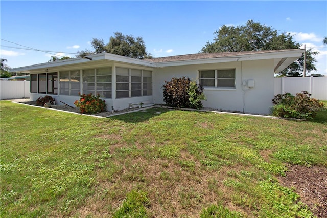 13898 Jamaica Dr, Seminole, FL 33776 - view of front facade featuring stucco siding