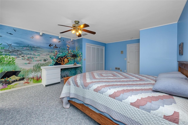 224 Harbor View Ln, Largo, FL 33770 - carpeted bedroom with a closet and a ceiling fan