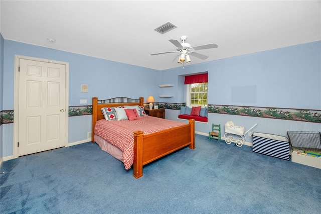 224 Harbor View Ln, Largo, FL 33770 - carpeted bedroom featuring baseboards and a ceiling fan
