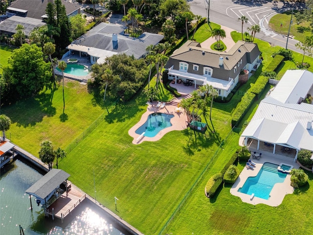 224 Harbor View Ln, Largo, FL 33770 - aerial view of a pool area