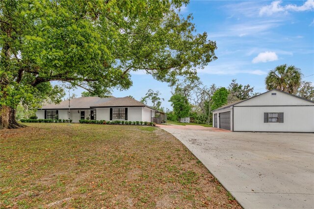 9615 Raiden Ln, Riverview, FL 33569 - view of yard with an outdoor structure
