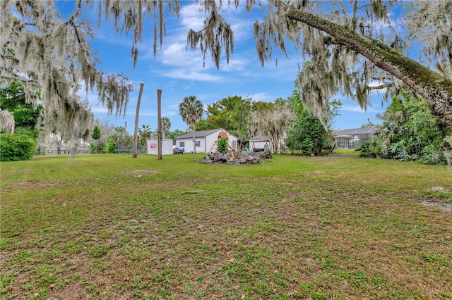 9615 Raiden Ln, Riverview, FL 33569 - view of grassy yard
