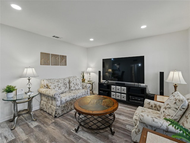 140 Morrow Cir, Brandon, FL 33510 - living room with wood finished floors, recessed lighting, and baseboards