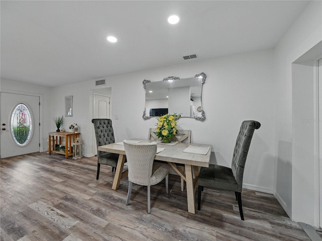 140 Morrow Cir, Brandon, FL 33510 - dining area with wood finished floors and recessed lighting