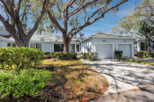 944 San Carlos Ct NE, Saint Petersburg, FL 33702 - photo 1