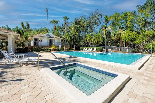 944 San Carlos Ct NE, Saint Petersburg, FL 33702 - photo 48