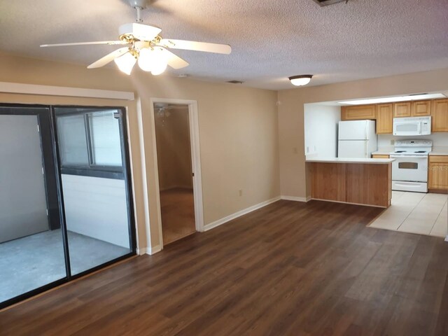 4111 Ashford Green Pl Unit B203, Tampa, FL 33613 - photo 3