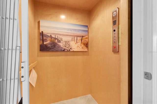 204 Haven Beach Ct, Indian Rocks Beach, FL 33785 - hallway with elevator