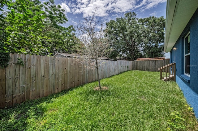 2307 N 47th St, Tampa, FL 33605 - view of yard